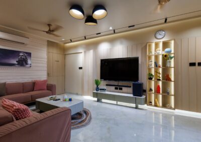 BOBBY SUTHAR, RESIDENCE